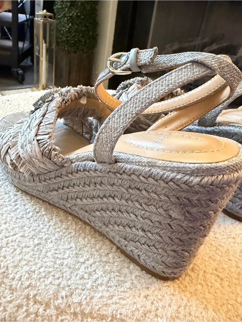 Bandolino Neutral Raffia Flower Strap Sandals